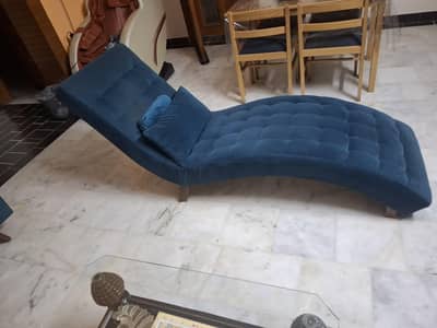 3 seater ×2    +  1 relaxer