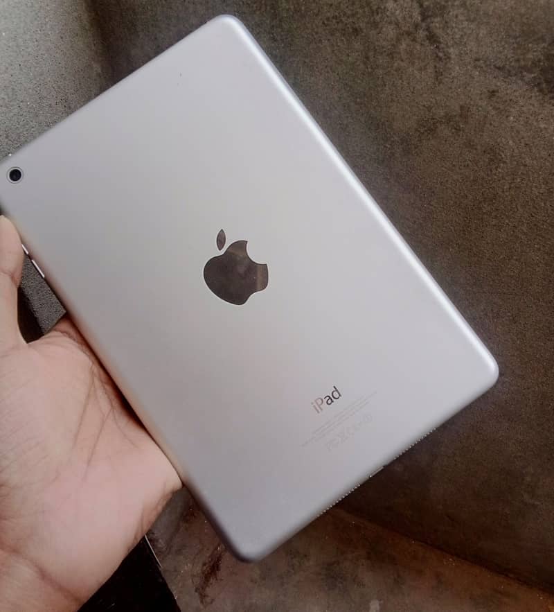 iPad mini 64 GB 1