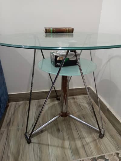 round dining table glass top