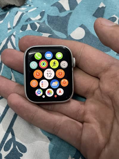 Apple series 5 nike edition