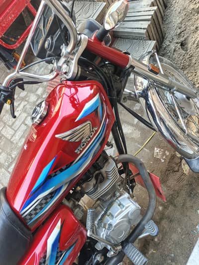 Honda 125 2024 Model New tyer 03058882143  condition 10/10