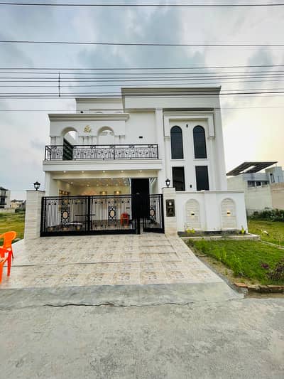 10 MARLA BRAND NEW HOUSE FOR SALE LDA AVENUE ONE J BLOCK