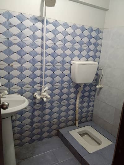 three bed dd leased apartment for sale in johar