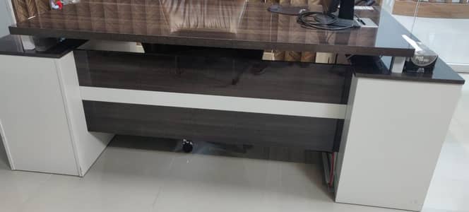 SEO - Executive Table (4Pcs)