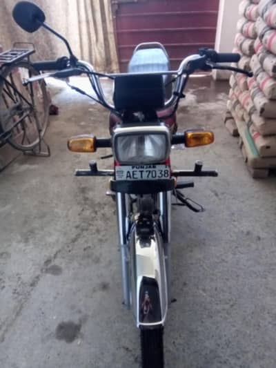 Title: HONDA CD-70 Red 2021 Model