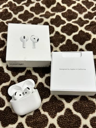 IPHONE 14 pro.    128 gb.  With airpods 4    With warranty