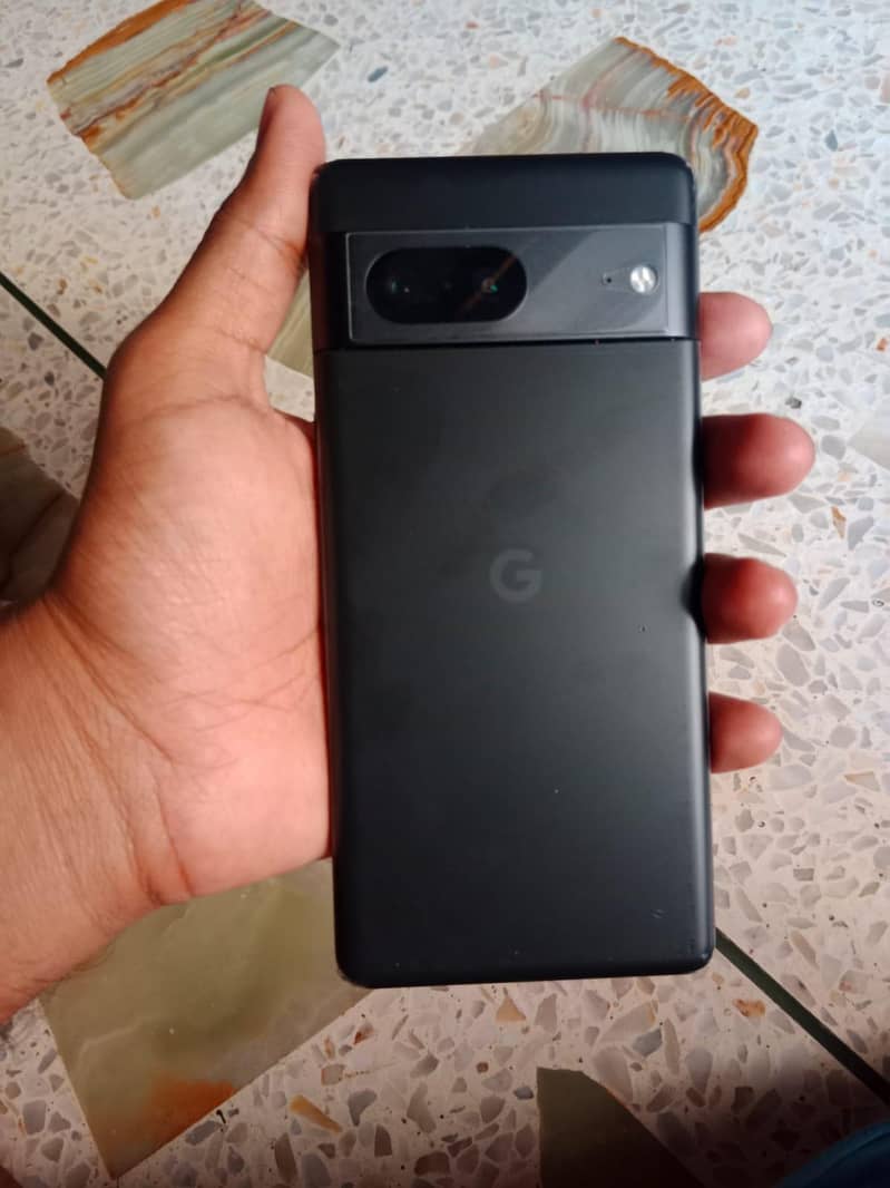 PIXEL 7 5