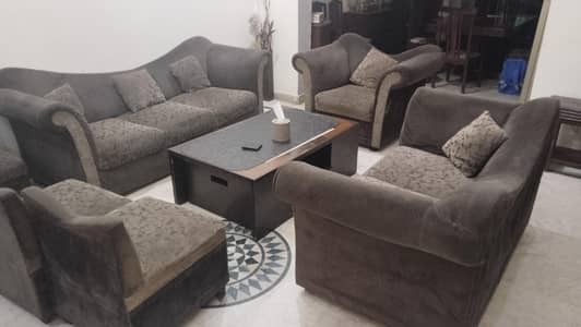 3,2 &1 Sofa set, 4 no of sofa chair & center table set for sale