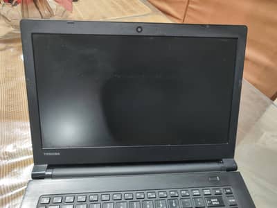 Toshiba Tecra i5 7th gen 8gb ddr4 128gb ssd