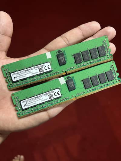 2x 16 gb DDR4 RAMs for Sale 2400 Mhz