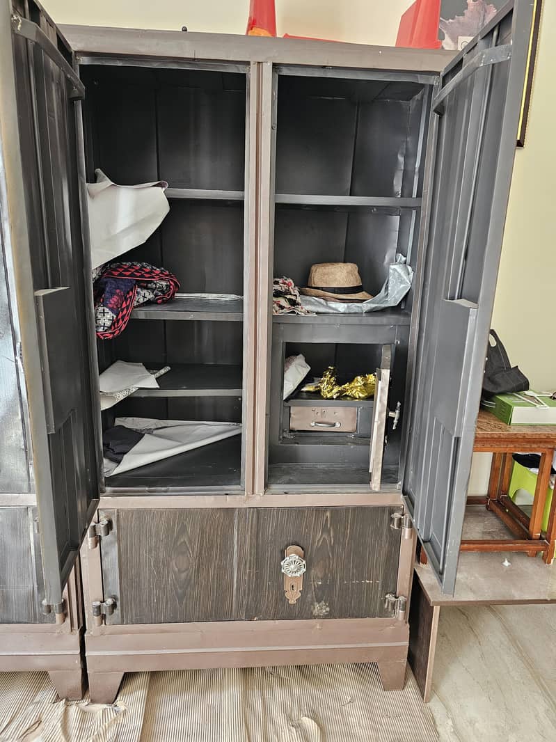 2 piece of Iron Almari with 2 door each - Wardrobes - 1113200314