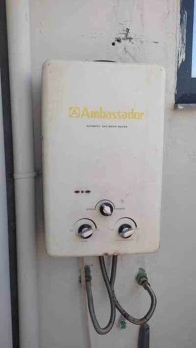 Ambassador Instant Geyser – LPG