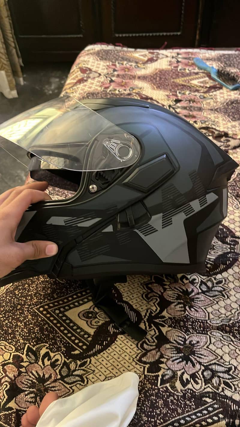 Helmet 1