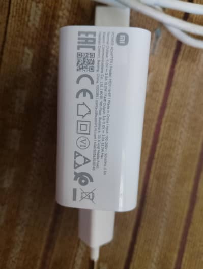 xiaomi box pull out 33 watt fast charger