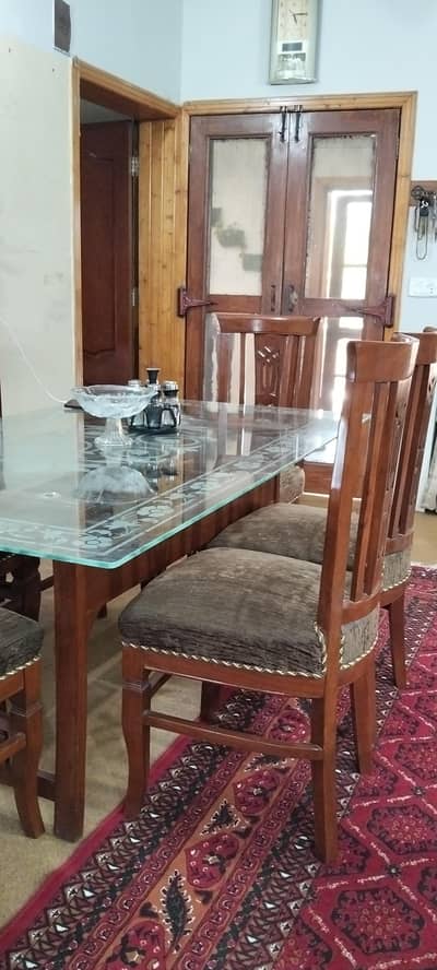 6 seater dining table
