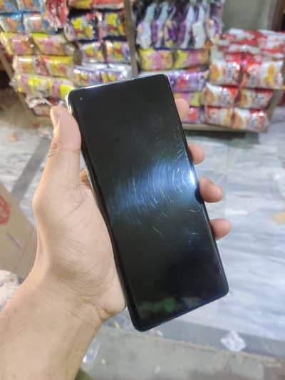 OnePlus 8Pro 12/256 PTA 2 Lines in Display Lekin working Okay ha