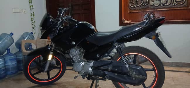 YBR 125 for sale Black color