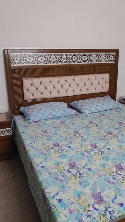 bed with side tables