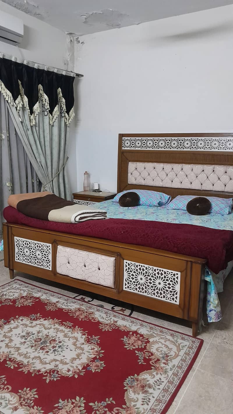 bed with side tables 1