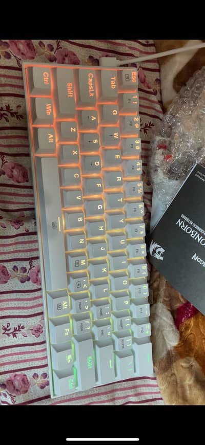 Red Dragon K630 White mechanical keyboard