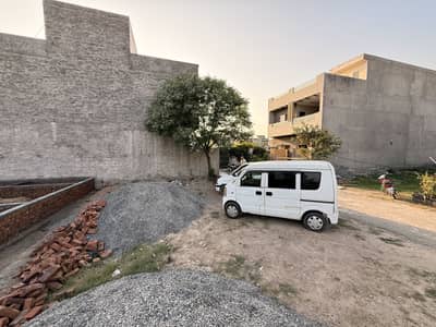 5 Marla Corner + Facing Park Prime Location Available for Sale in Canal Garden Near Bahria Town Lahore