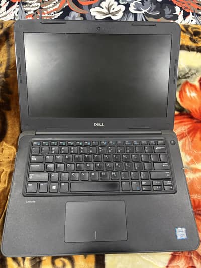 Dell Latitude 3380 i3 6th Gen | 8GB | 256GB SSD