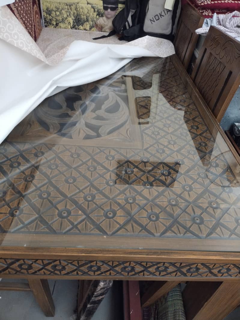 dining table with six chair 0