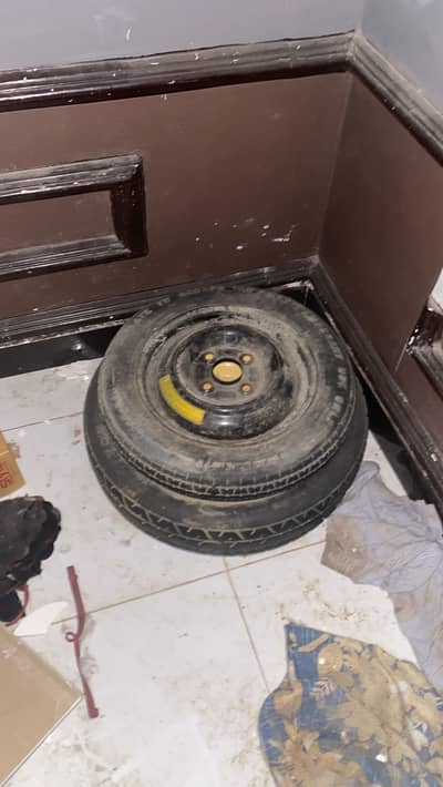 Japanese spare wheels tyre two size