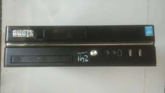 dCore i3 4 gen desktop pc for sale. WhatsApp no. 03490578362
