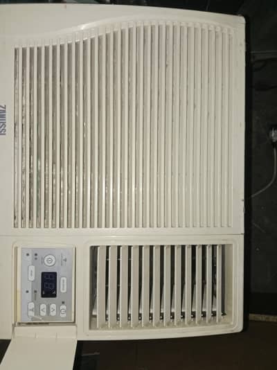 window ac 0.75 ton good condition