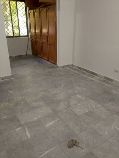 I-8 Ground floor available for rent