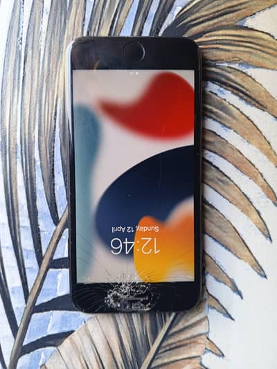 I phone 7  condition 10/7  128 non pta