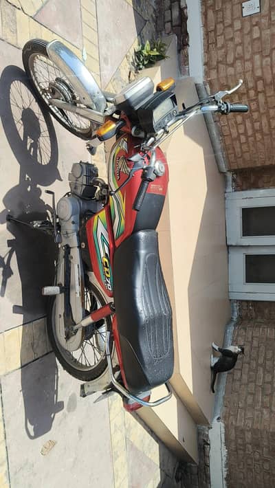 Honda CD 70 for sale