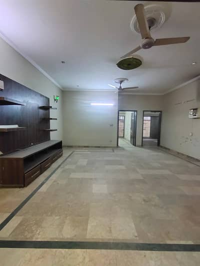 10 Marla House For Sale In Uet Housing Society