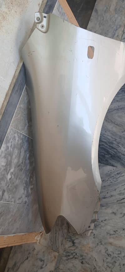 G corolla 2005 left side front fender
