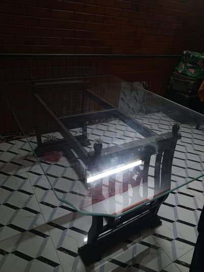 Dinning Table with 6 chairs Urgenrt sale