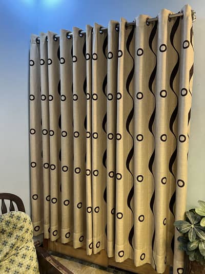 High Quality Curtains (4 Pieces)