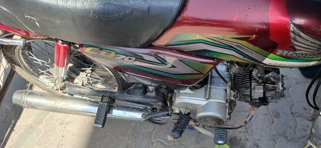 honda cd70 urgent sale call 03170046807