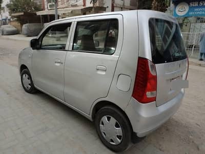 03122489015 contact malomat k liye