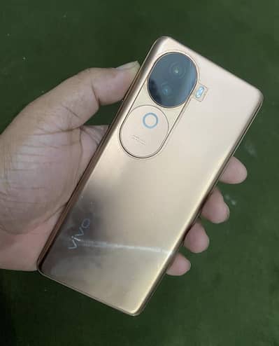 Vivo v40e phone