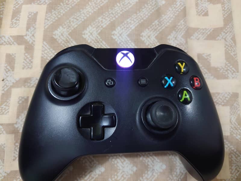 Xbox one original controller 5