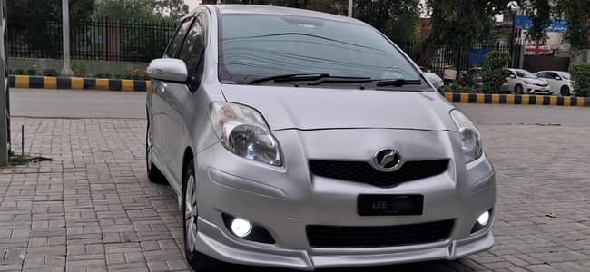 Toyota Vitz 1300cc