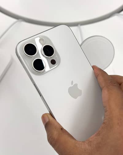 iPhone 15 pro max JV