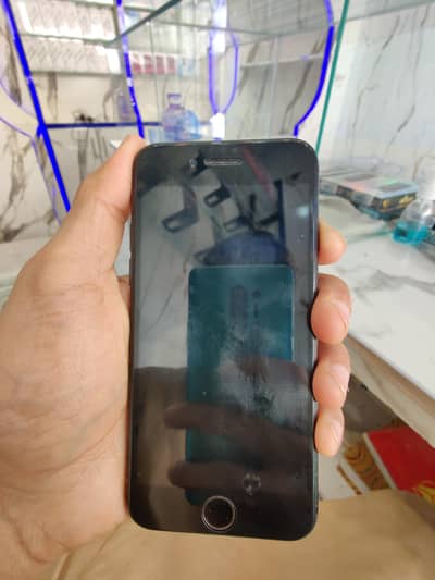 Iphone 7  Used Phone 256gb Official Approved  Battery Health 72%