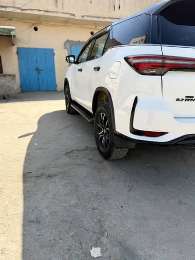 Fortuner v  convert to legendary