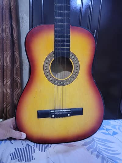 Classic guitar Price 8000