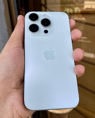 iphone 15 Pro – Factory Unlocked