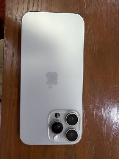 Iphone 16 pro max face id issue