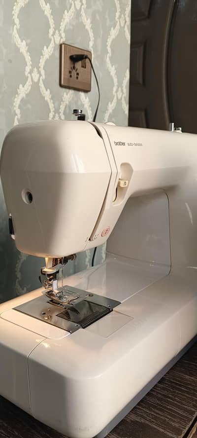 brother auto. tention sweeing machine