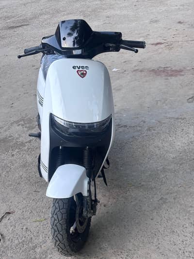 Evee Mito plus All oky new condition only 3 day's used only 150 driven